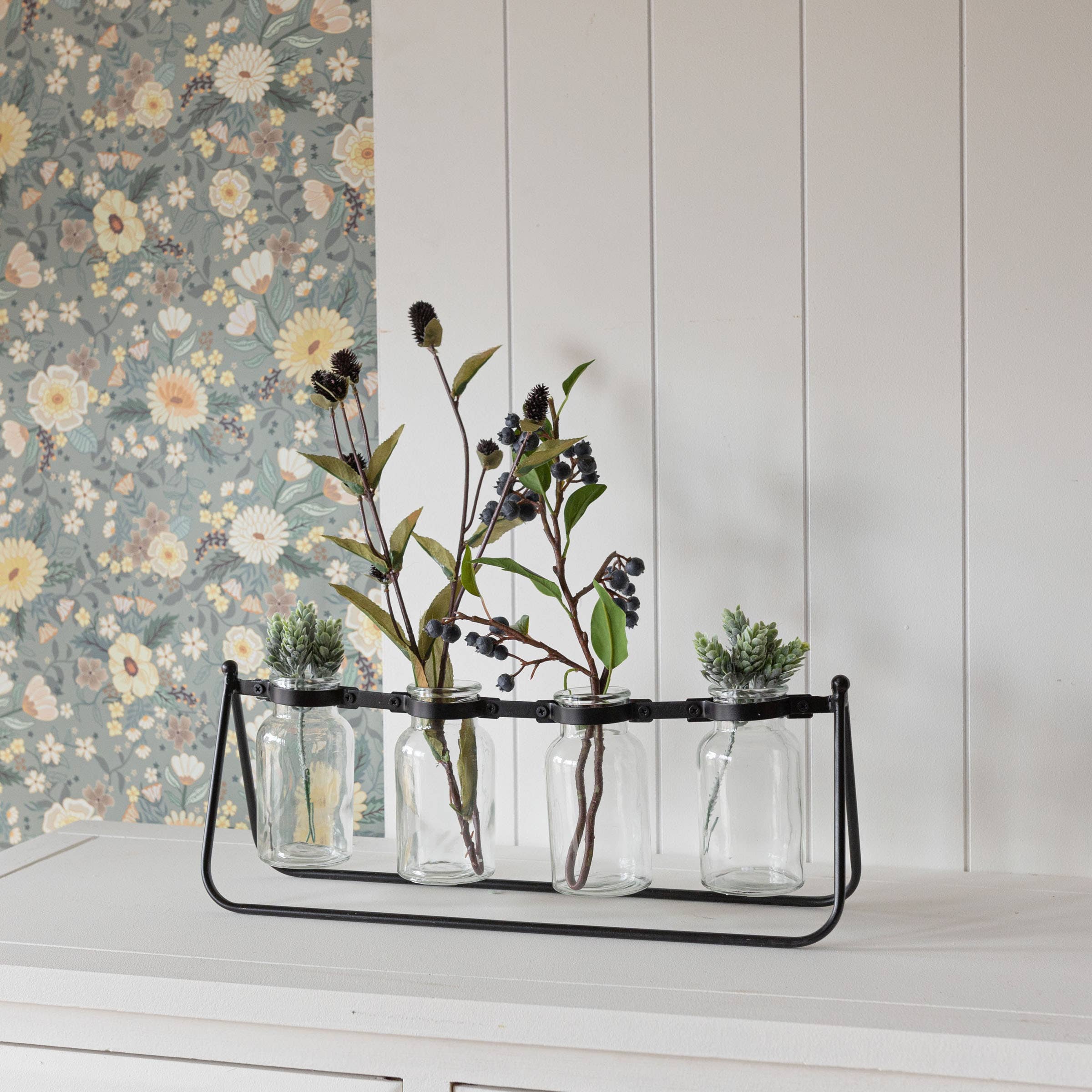 Foreside Home & Garden - Auden 4 Glass Bud Vase Holder Black Farmhouse Cast Iron