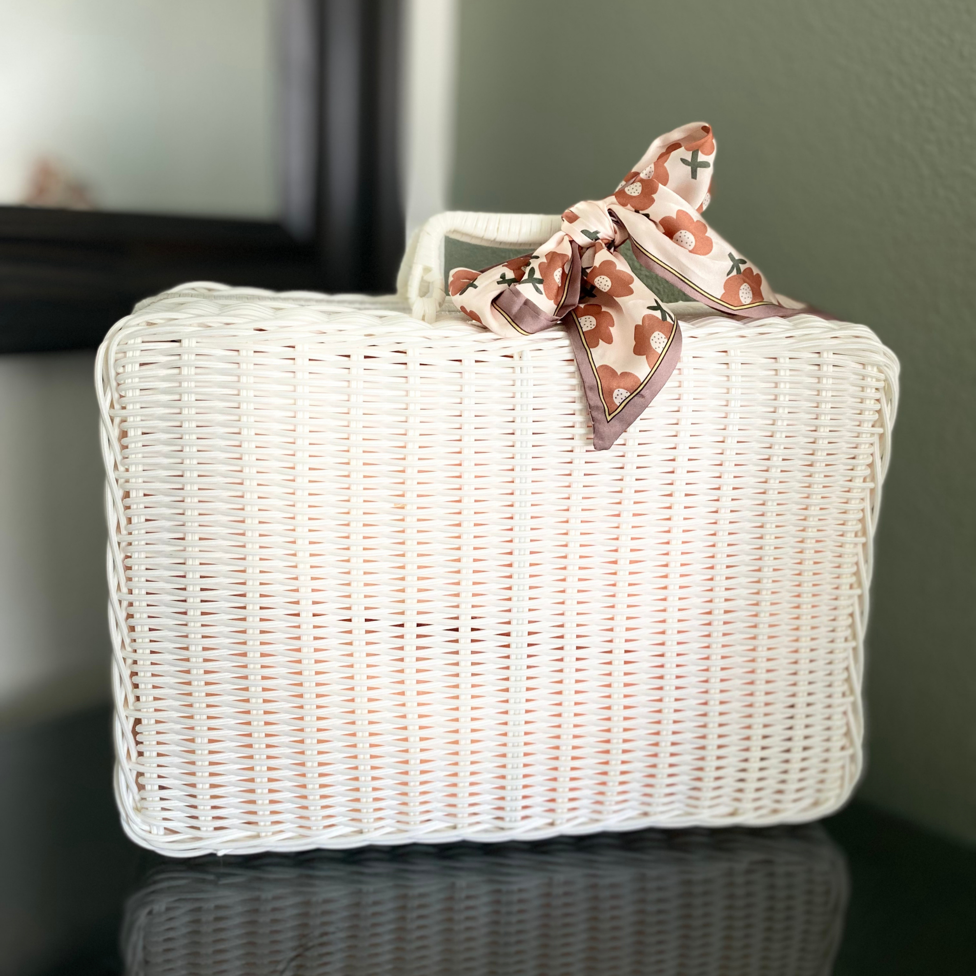 DrifWoo - Handwoven Suitcase Gift Basket, Empty Gift Basket - Brown Big Basket