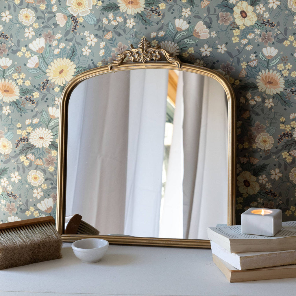 Foreside Home & Garden - Aria Antique Vintage Brass Wall Mirror Metal